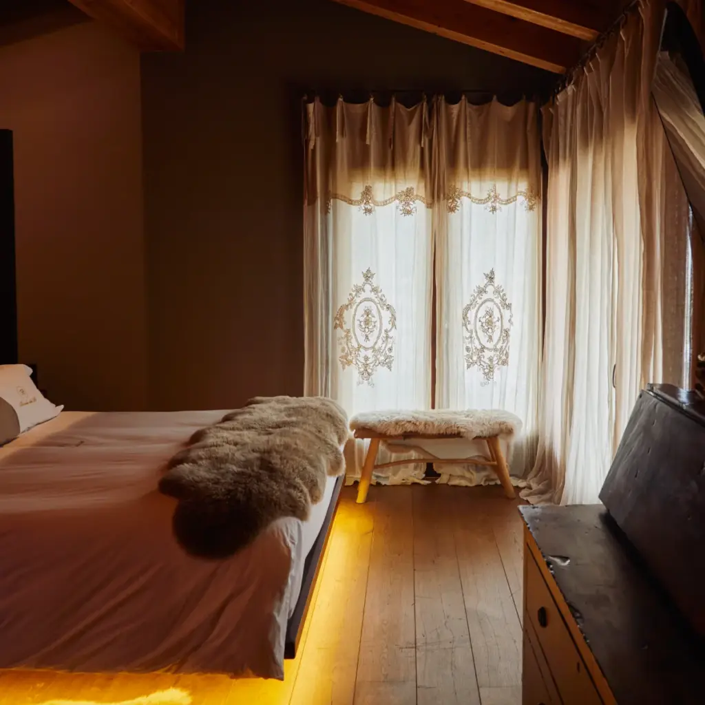 Mountain Lodge 10