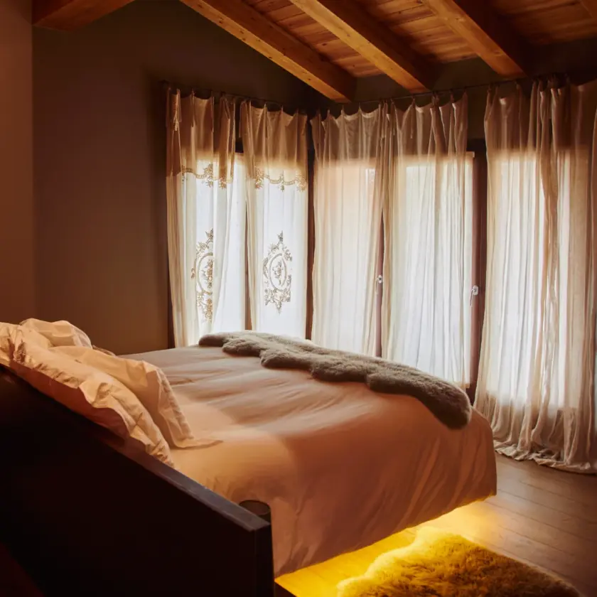 Mountain Lodge 6