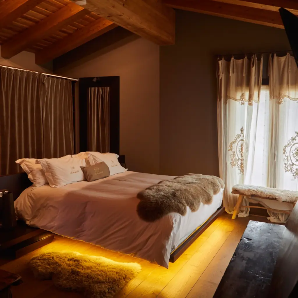 Mountain Lodge 7